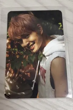 SHINee Odd（赤）オニュトレカ（初期キズあり）