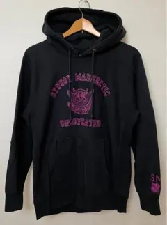 STUSSY×MADHECTIC×UNDEFEATED　プルオーバーパーカー　M