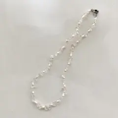 水晶と淡水パールのサザレ、ビーズネックレス　約41cm