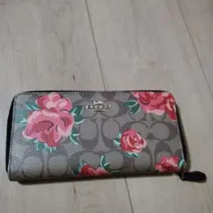 COACH フラワープリント 長財布