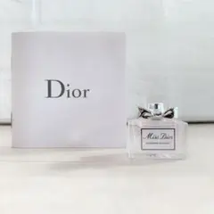 大人気♡クリスチャンディオール♡ブルーミングブーケ♡5ミリミニボトル♡新品香水