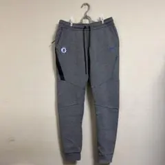 チェルシー ナイキ テックフリース パンツ