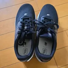 New Balance Fresh Foam 520 ブラック