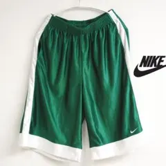 00s NIKE　バスパン　ハーフパンツ　グリーン/ホワイト　緑