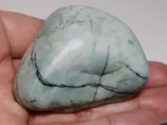 糸魚川158 翡翠 121g ヒスイ 原石 鑑賞石 自然石 誕生石 鉱物 鉱石