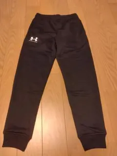 Under Armour スウェットパンツ 黒 サイズYM