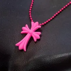 【3点おまとめ（ピンク・ブラック・ホワイト）】ラバー クロスネックレス 十字架