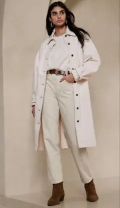 バナナリパブリック　ハイライズストレートジーンズ