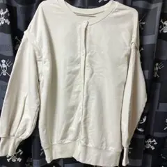 AZUL アイボリー ボタン付きカーディガン