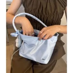 CIAOPANIC TYPYバラチャーム付きサテンバッグ （blue）