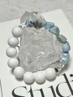 ヘマタイトの★パーツが可愛いラリマータンブルとホワイトオニキスの夏ブレスレット