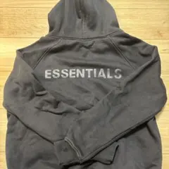 ESSENTIALS パーカー　Sサイズのサムネイル