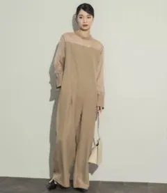 【NEUNA】シアータックオールインワン ベージュ　オケージョンのサムネイル