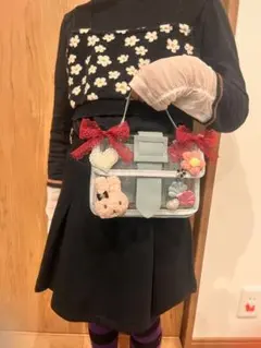 Item thumbnail for item bb29238a-0846-4236-84fb-2ef5f4172d4f