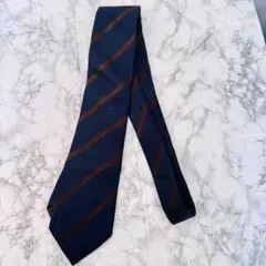 Item thumbnail for item 230bbdfc-3cc1-4ed6-9495-0e47989175ef