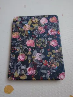burga iPad Pro 11 (7th Gen) ケース
