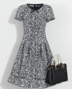 未使用❗【エムズグレイシー】サイズ42 小花柄ワンピース