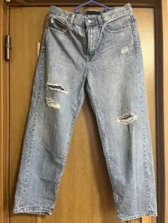 UNIQLO ダメージ加工 ジーンズ