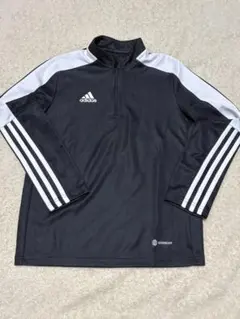 adidas ハーフジップ トレーニングウェア 黒　140
