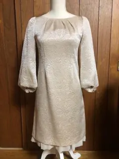 【美品３６サイズ】スーナウーナ　シャンパンゴールド箔立体ひざ丈ワンピ