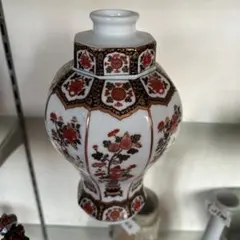 有田焼　花と鳥の模様 陶器の壺