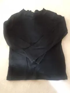 ユニクロ　黒　リブ　タートル  110