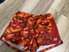 YONEX 幾何学模様パンツ オレンジ/赤　Oサイズ