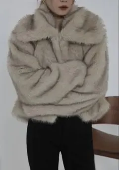 DHOLIC ファーコート　アイボリー