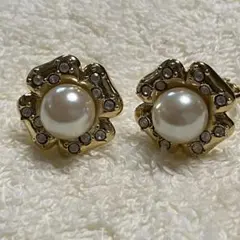 HANAE MORI 花形真珠イヤリング ゴールド