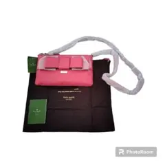 新品未使用ケイトスペードニューヨークチャーム シティオーストリッチプレスリー