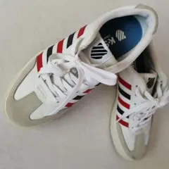 Item thumbnail for item 3fe88561-cf0f-42df-93dd-4ca2f3a2c0da