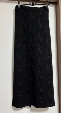 しまむら　Lutique レースブラックロングスカート