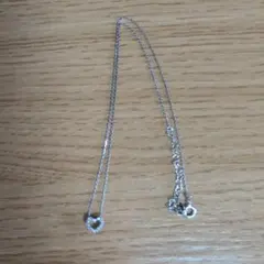 ハート型ストーン付きネックレス