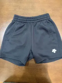 DESCENTE バレーボール　ハーフ　パンツ Mサイズ　美品