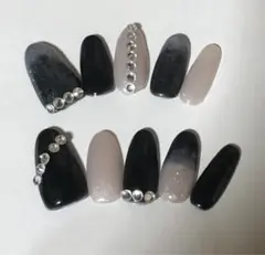 ネイルチップ 10個セット 黒とグレー