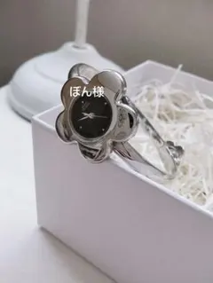 ぼん様　MARY QUANT　バングル型 腕時計　シルバーのサムネイル