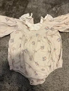 monbebe L 花柄ロンパース