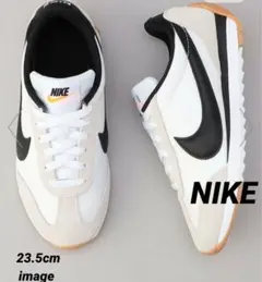 NIKE スニーカー 23.5cm ホワイト