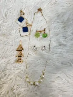 アクセサリーまとめ売り