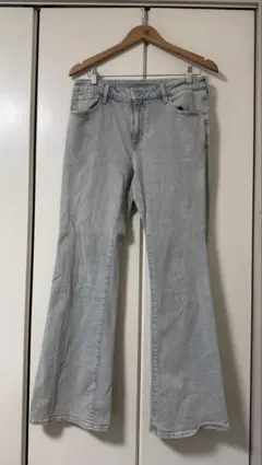 GU(ジーユー) スリムフレアジーンズ (丈標準)