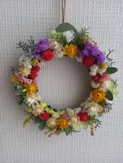 ハンドメイド　ドライフラワーのナチュラルリース