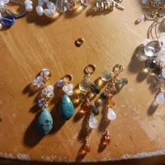 くーぽー様現品限りクリソコラの愛する地球色のピアス 14kgf