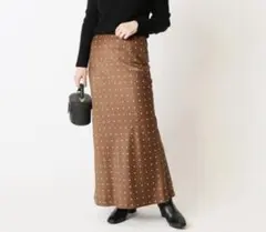 U by SPICK&SPAN ドット柄 ロングフレアスカートのサムネイル