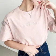 moment+ オトナカジュアル　ロゴ刺繍半袖Tシャツのサムネイル