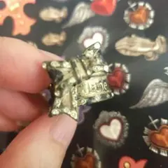 Item thumbnail for item d3da86f1-528a-498e-9e7e-e97ab56cae4e