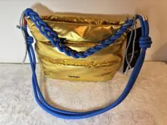 Item thumbnail for item 7f17d209-4a68-4759-9727-02a62515e9e8