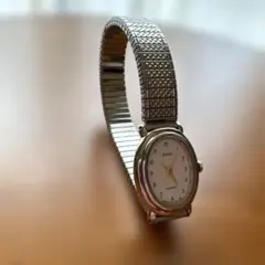 SEIKO ALBA クォーツ 腕時計　オーバル　日本製のサムネイル