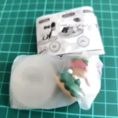 サンリオキャラクターズ　ララ　抹茶　ガチャ