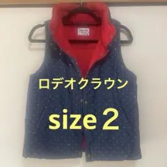 サイズ２　Rodeo Crowns ドット柄ダウンベスト　秋冬春　ロゴマーク