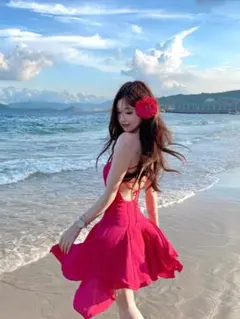 ひざ丈夏ドレス✦シンプル＆バックレスでお出かけに最適✨パーティーにもおすすめ